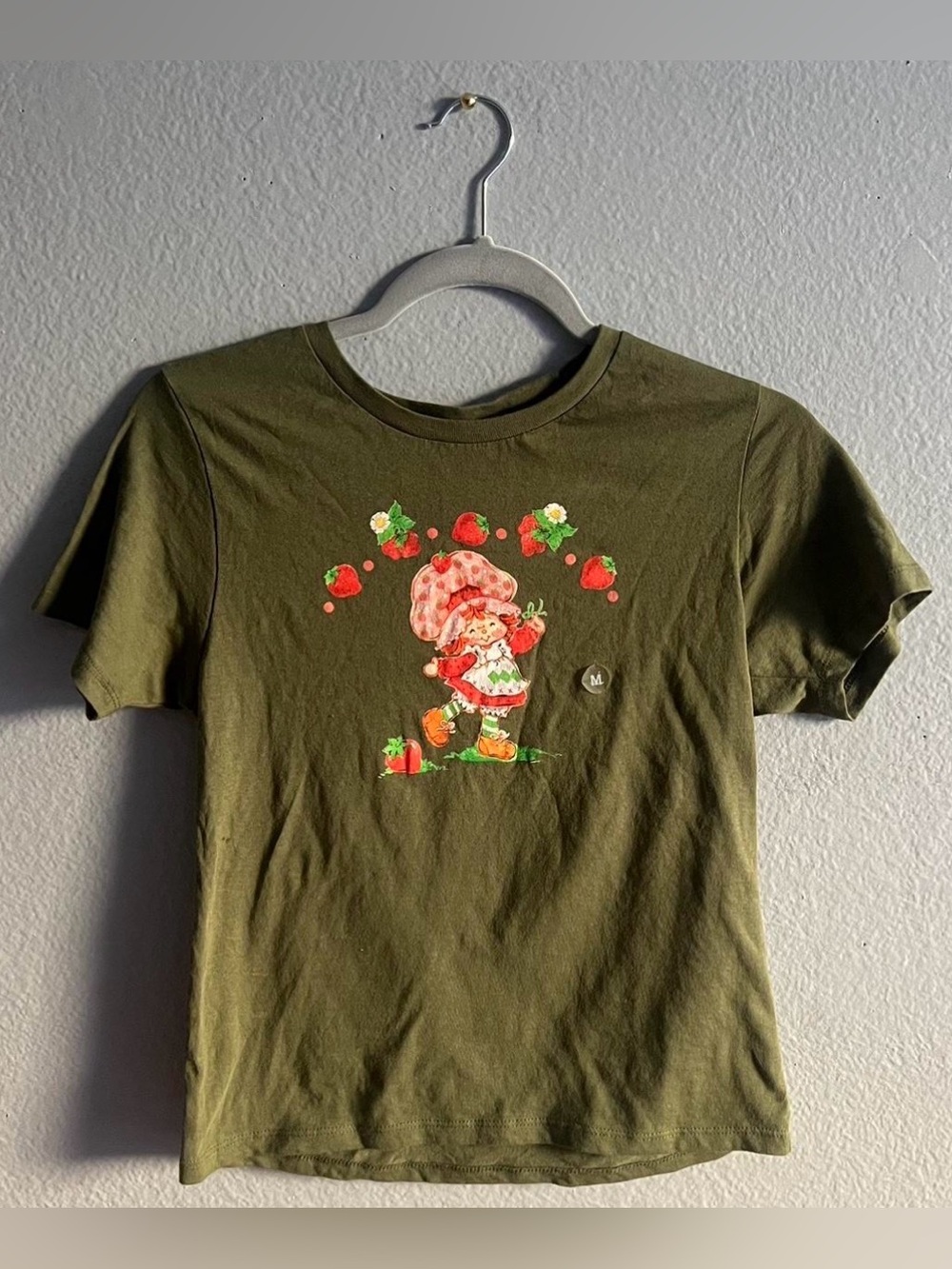 PACSUN x STRAWBERRY SHORTCAKE: STRAWBERRY & FLOWER T-SHIRT